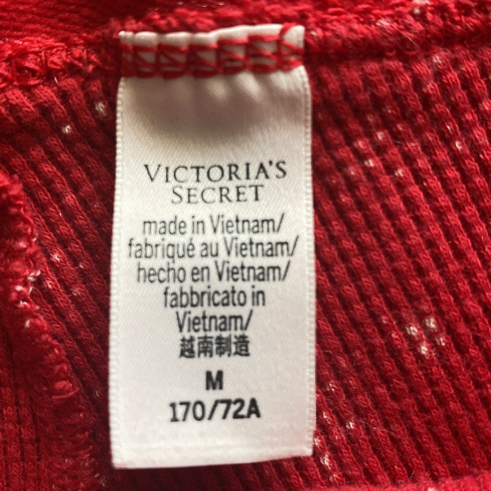 Victoria secret medium Christmas PJ’s - Picture 4 of 6